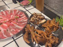 -鹿鸣山草本茶香火锅(园西路店)