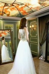-LANYI COUTURE高级婚纱礼服改衣店