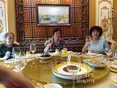 -南洋长胜酒店(广州东站天平架地铁站店)
