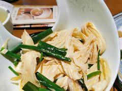 葱油山水腐竹-八道本地特色菜馆(大鹏古城店)