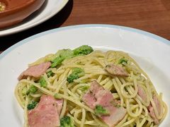 罗勒培根意面-萨莉亚(巴黎春天成山店)