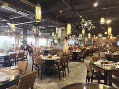 -牛头鱼庄·地道广西菜(西明店)