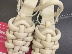 -爱革·洗衣改衣·洗鞋修鞋·洗包修包·奢侈品护理(缤谷广场店)