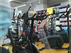 -迪卡侬(西三旗店)