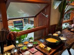 -银米·云南传统过桥米线(双廊黑金冠店)