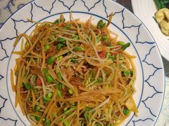 -巴特餐饮6加1音乐餐吧·新疆菜