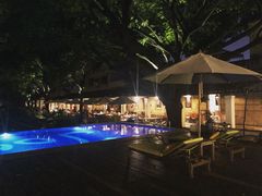 -喜洲吧·江畔老船厂·庭院餐厅(喜临院店)