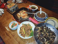 -雀舞云南菜(天津天河城购物中心店)