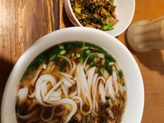 -矮子粉店1985·长沙米粉(湘春路店)