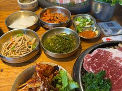 -韩景台烤肉(八大处店)