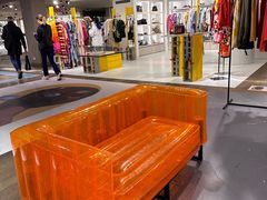 -文艺复兴百货(米兰大教堂广场店)