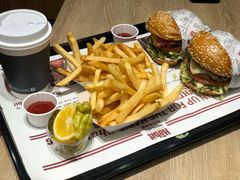 -The Habit Burger Grill 哈比特汉堡(爱琴海店)