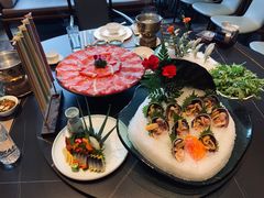 -鼎泰亨·海鲜牛肉餐厅(滨江店)