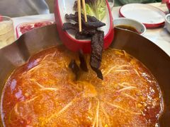 -毛辣果·贵州红酸汤牛肉火锅(西单店)