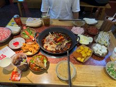 -赵美丽·重庆社区火锅·直营店(火车东站·中豪国际店)