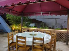 露天位-范饭椰林川湘味海鲜·椰子鸡(三亚湾椰梦长廊店)