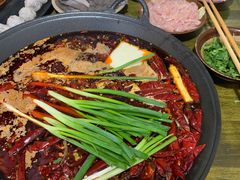 -黄潇洒老火锅(九眼桥宏济巷店)