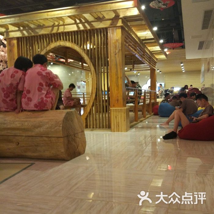 雅韵沐足温泉汗蒸会馆