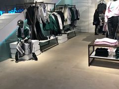 -阿迪达斯(武林银泰三叶草店)