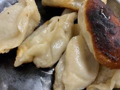 -黄阿姨锅贴大王(万航渡路店)