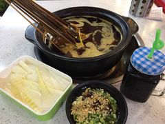 -钢管厂歆瑞源油卤串串香(春熙路太古里店)