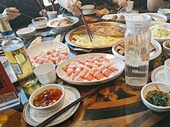 -小天鹅火锅·一线江景洪鼎旗舰店(洪崖洞店)