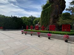 -上海市龙华烈士陵园