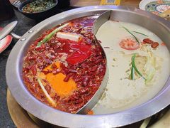 -沸炉重庆老火锅(军事博物馆店)