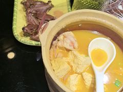 -东口码头·烧鸽子·鱼头泡饼·地方菜(金鹰悦城店)