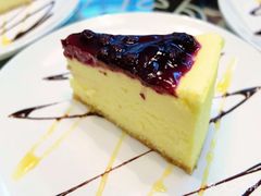 -红宝石·鲜奶小方·海派西点房(南丹店)