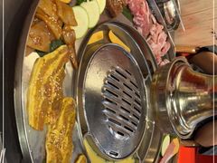 -哈哈碳都·牛肋条无限自助烤肉(台江万达店)