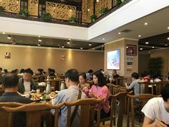 大堂-杨记清芳牛肉拉面(宝龙广场店)