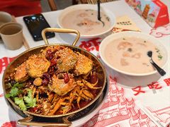 -肥肥虾庄·金牌油焖大虾(汉口城市广场店)