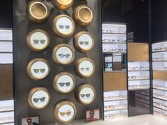 -LensCrafters亮视点·OAKLEY精选(静安嘉里中心店)