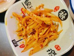 -富正毅三下锅·湘西韵味(天门山索道店)