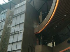 -上海滴水湖皇冠假日酒店