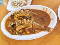 -品鲜村农家菜·阳澄湖大闸蟹(总店)