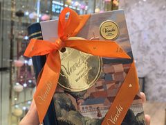 -VENCHI 闻绮(北京国贸商城店)