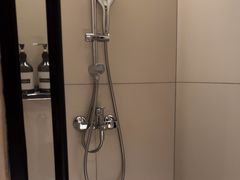 -灸春堂·艾灸·痛症·整脊连锁(之江银泰店)