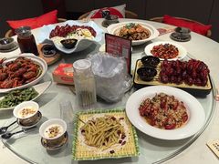 -肥肥虾庄·金牌油焖大虾(沙湖店)