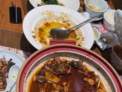 -黄泥岗·地道湖北菜(奥特莱斯店)