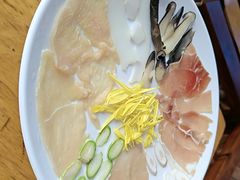 -桥香园过桥米线(国贸店)