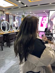 -藤野造型烫染·漂发