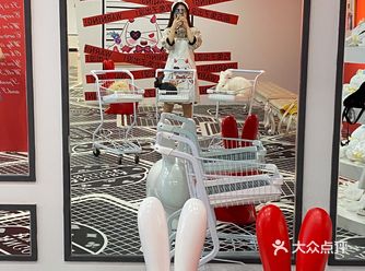 来玩兔 杭州工联CC三楼 三楼都是大小孩玩的设施