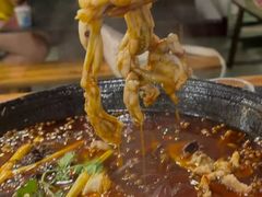 -鸿顺老铁锅美蛙鱼府(解放碑店)