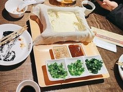 -东口码头·烧鸽子·鱼头泡饼·地方菜(金鹰悦城店)