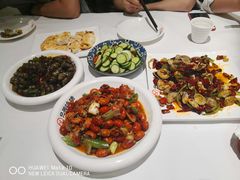 -白氏兄弟烧烤(中赢广场店)