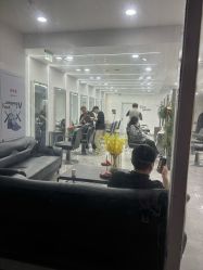 -Coo Hair salon