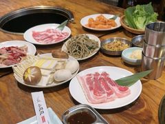 -小花花炭火烤肉·十五年延吉风味(左家庄店)