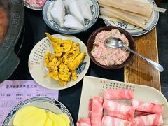 -重庆故事姊妹老火锅(财经学院店)